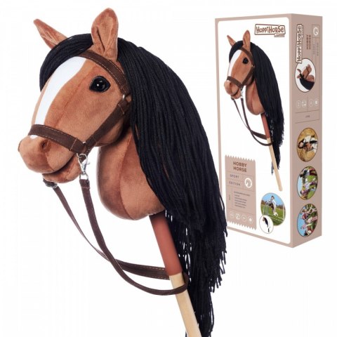 Koń na kiju Hobby Horse HOPPIHORSE A3 Bay - ciemny brąz, maść gniada Koń na kiju Hobby Horse HOPPIHORSE A3 Bay - ciemny brąz, maść gniada