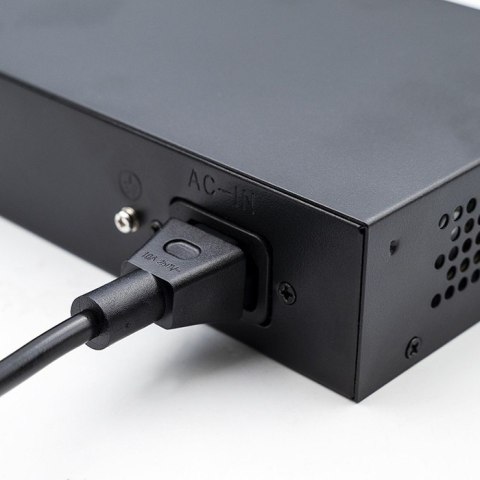 Przełącznik sieciowy SWITCH FAST ETHERNET PoE 4x RJ45 PoE 1x RJ45Uplink 1x SFP | 65W | 1000 Mb/s Przełącznik sieciowy SWITCH FAST ETHERNET PoE 4x RJ45 PoE 1x RJ45Uplink 1x SFP | 65W | 1000 Mb/s