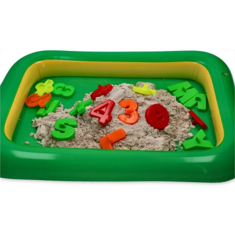 Zestaw - piasek kinetyczny NaturSand 3kg - beżowy + foremki i piaskownica Adam Toys Zestaw - piasek kinetyczny NaturSand 3kg - beżowy + foremki i piaskownica Adam Toys