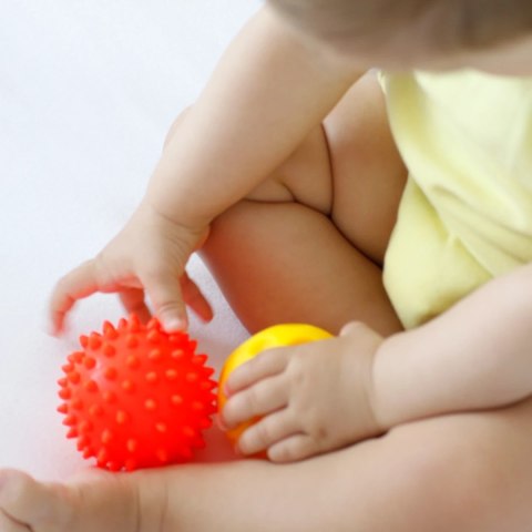 Piłeczka do masażu SENSORKY w torebce [czerwona] Moms Care