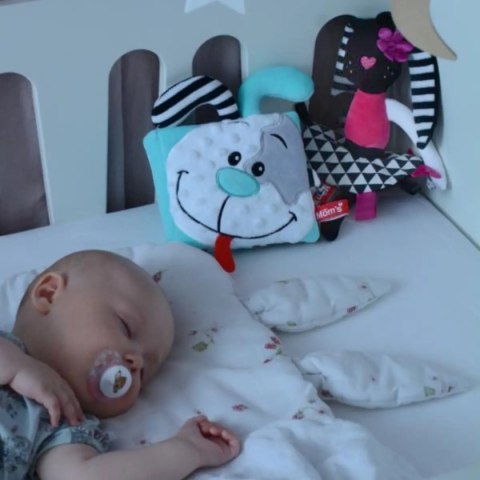 Przytulanka sensoryczna - Pani Króliczka Moms Care Przytulanka sensoryczna - Pani Króliczka Moms Care
