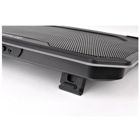 Massive 20 RGB (10~19", 200mm Fan, LED) mesh Massive 20 RGB (10~19", 200mm Fan, LED) mesh