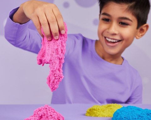 Kinetic Sand Zgniataj i twórz Kinetic Sand Zgniataj i twórz