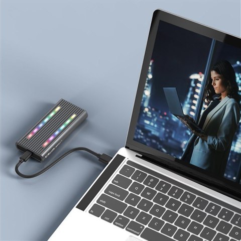 Obudowa | kieszeń na dysk M.2 SSD | SATA | NVMe | RGB LED | USB-C| 4TB Obudowa | kieszeń na dysk M.2 SSD | SATA | NVMe | RGB LED | USB-C| 4TB