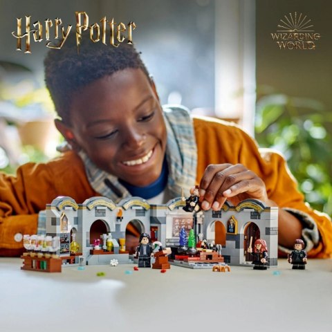 Klocki Harry Potter 76431 Zamek Hogwart Zajecia z eliksirów Klocki Harry Potter 76431 Zamek Hogwart Zajecia z eliksirów