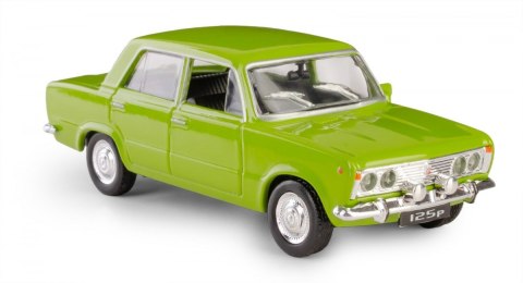 Pojazd PRL Fiat 125p zielony Pojazd PRL Fiat 125p zielony