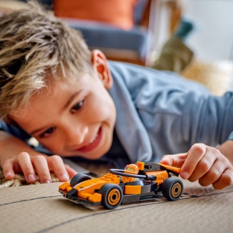 Klocki City 60442 F1 Kierowca i bolid McLaren Klocki City 60442 F1 Kierowca i bolid McLaren
