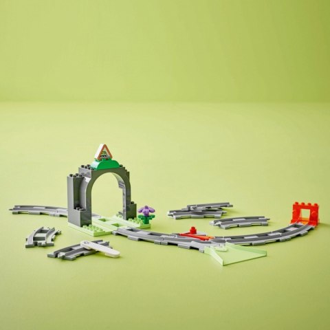 Klocki DUPLO 10425 Tunel i tory kolejowe - zestaw rozszerzający Klocki DUPLO 10425 Tunel i tory kolejowe - zestaw rozszerzający