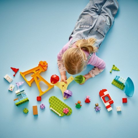 Klocki DUPLO Peppa Pig 10453 Wesołe miasteczko Klocki DUPLO Peppa Pig 10453 Wesołe miasteczko